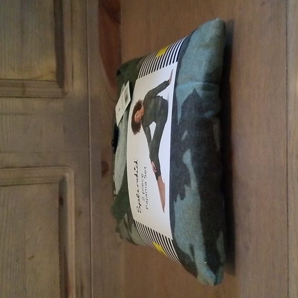 Splendid Pajama Set - Picture 7 of 7